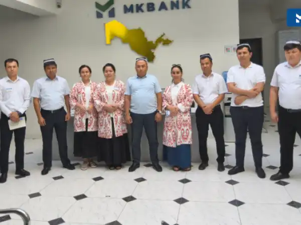 "Milliy kiyimler kúni" Ferǵana wálayatı aymaqlıq basqarmasında!