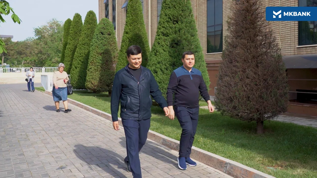 1+.png